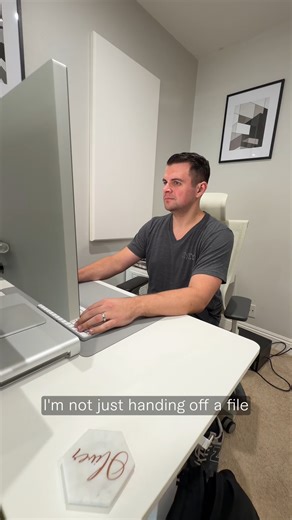 What happens when you take years of agency experience and go full-on freelance? For creative director Mike Vanelli ('mikevann'), it meant scaling fast, serving clients worldwide, and becoming a Fiverr Millionaire in 2025. Reach out to Mike and hire him for your business: https://pro.fiverr.com/freelancers/mikevann | Fiverr