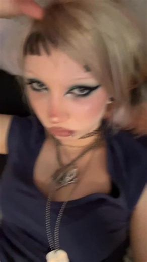 hedshot ✰ ✰ ✰ ✰ ✰ ✰ ✰ ✰ ✰ ✰ ✰ ✰ ✰ ✰ ✰ ✰ #emoscene #emo #emogirl #emohair #emoboy #emostyle #scene #alternative #emokid #scenegirl #scenehair #scenekid #sceneboy #alternativegirl #goth #emoteen #emos #s #emofashion #emohairstyle #emomodel #alternativeboy #emogirls #scemo #gothic #scenecore #scenestyle #punk #emocore #emoboys | T00fsies