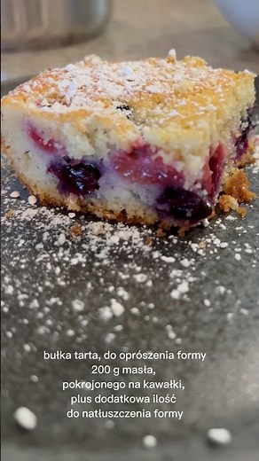 Najszybsze ciasto jakie może być! Ciasto ucierane z owocami! Puszyste! Zaobserwuj po cały przepis!❤️