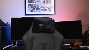 5.8K views · 24 reactions | "The fimness, the build, the versatility of this one is very comfortable for me. Someone who sits and edits like for hours." —Cjknowstech Read more dreamy reviews: www.secretlab.co/pages/reviews#user | Secretlab | Facebook