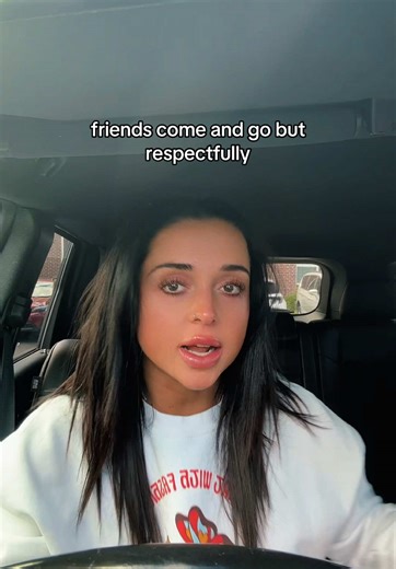 Relatable Funny Memes About Best Friends