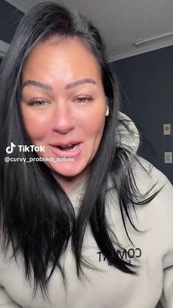 I didn’t know a toiletry bag could be this convenient. The way it folds, hangs, and holds everything is wild. @BAGSMART Travel @BAGSMART #TravelEssentials #OrganizerBag #HangingToiletry #TravelFinds #FashionDeals