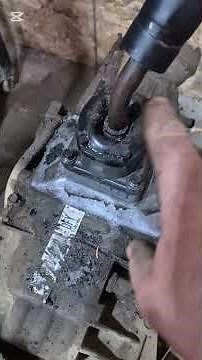 Standard transmission stuck ? All neutrals ? This might be your problem nv4500 nv3500 sm465