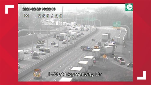 I-75 southbound lanes no longer closed after north Toledo crash cleared