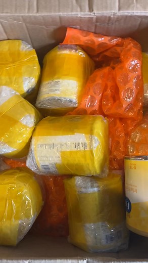 Ai cần sữa cho bé 0-12 liên hệ e Duyên nề Chuẩn hàng người thân về nên xách tay về được vài lon Sữa Enfamil Infant Formula là sản phẩm đáp ứng nhu cầu dinh dưỡng của trẻ em trong độ tuổi từ 0 đến 12 tháng. Sản phẩm sản xuất theo tiêu chuẩn Châu Âu, rất an toàn và có lợi cho sức khỏe của trẻ nhỏ, hỗ trợ đề kháng tự nhiên của riêng bé. Đồng thời bổ sung Choline, DHA, sắt và vitamin D, đảm bảo độ tinh khiết tuyệt đối, mang đến cho bé nguồn dưỡng chất thuần khiết. | Duyen Nguyenthi