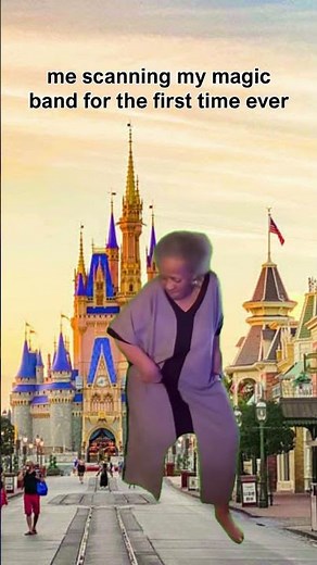 Me scanning my magic band for the first time ever | Disney tips ? #disneyworld #disney