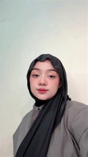Yoga_fashion (@yoga_fashion04)’s videos with suara asli - Yoga_fashion