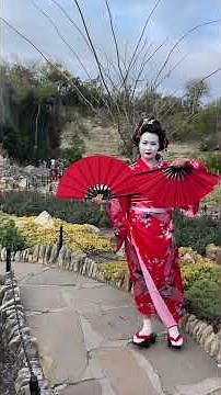 Geisha Fan Dance Demo