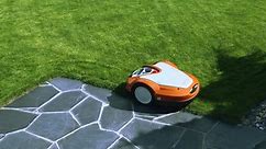 The robotic mower from STIHL
