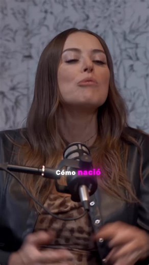 Entre A y V - El Podcast | ¿De dónde nació la idea de @max_defensor? ¡Checa todo lo que nos contó en el más nuevo episodio de “Entre A y V”! Ya disponibles en... | Instagram