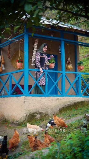 ‎آشپزی در طبیعت‎ on Instagram‎: "Shami Rashti (Shami Pouk) شامی رشتی (شامی پوک) . One of the great features of this dish is that you can prepare it in large quantities, portion some of it, freeze it for up to three months, and whenever you crave it again, take it out of the freezer and add eggs to it and fry it. یکی‌ از ویژگی‌های خوب این غذا اینه که میتونی موادش رو به مقدار زیاد درست کنی و بخشی از مواد رو بسته بندی کنی و تا سه ماه تو فریزر ازش نگهداری کنی و هر وقت که دوباره هوس شامی کردی از فریز
