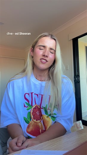 Ed Sheeran Cover: Dive by Olivia Dean