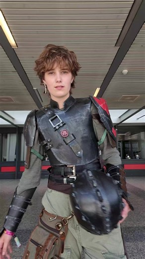 #hiccup #httyd #howtotrainyourdragon #hiccuphaddock #hdcc #comiccon | hiccup haddock