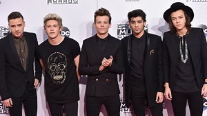One Direction fans mark #1YearWithoutZayn