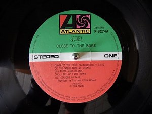 Yes - Close to the edge (1972 / vinyl rip / LP / full album)