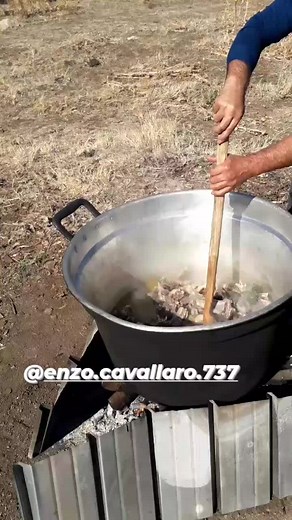 Outdoor Cooking: How to Prepare a Hearty Meal