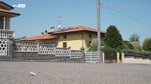 Parma, neonato trovato morto nel giardino di una villa: si esamina il Dna
