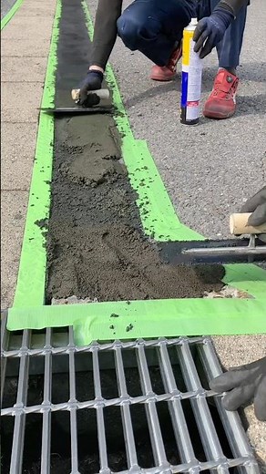 コンクリートとアスファルトの段差を角欠け防止プレートと補修材できれいにするDIY