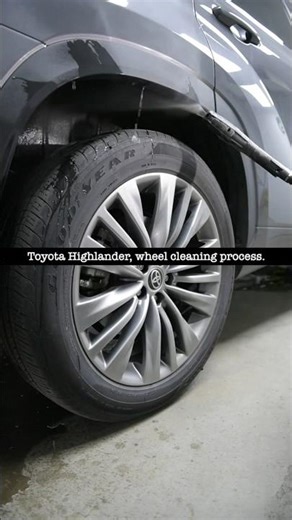 Toyota Highlander, wheel transformation process.