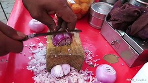 113K views · 433 shares | Go out, Enjoy the Weather!! Have Aamchi Mumbai ka favourite Street Food - 'BHEL PURI' . Video Courtesy: @hkh_foodie (instagram) | Food Maniac India | Facebook