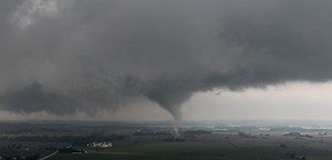 8.1K views · 77 reactions | The Sycamore, #Illinois #tornado that struck back on 08/09/2021 causing significant #damage to this farm house on the outskirts of Sycamore. Amazing #video of the strong tornado from the air! #ilwx #chiwx | Chicago & Midwest Storm Chasers | Facebook