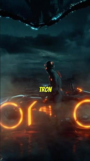 ¿Cómo es que CLU REPROGRAMO a TRON en TRON LEGACY?| #shorts