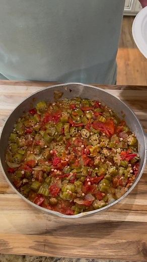 Delicious Smothered Okra and Tomatoes Recipe