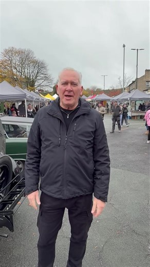 The Mossley Market is back today between 9am-2pm on the Market Ground! 📣 Bring a friend, bring the family, and let’s once again show our support for this fantastic market! 🧑‍🌾 | Mossley Town Council