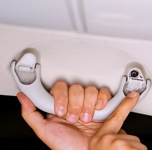 473K views · 392 reactions | Clever hacks for common car problems | 5-Minute Recycle | Facebook