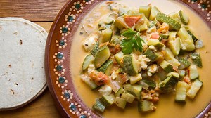 Calabacitas recipe: Southwestern zucchini dish
