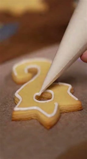 New Year’s Magic — Cozy Homemade Holiday Cookies 🎄