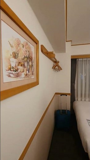 부산역 근처 호텔 추천 토요코인 부산역1호점 뷰가 좋음/부산역 바로옆/깔끔함/외국인 많음 1.가격: 평일 목요일 이코노미 더블룸 7.9만원 (부킹닷컴) 헤어드라이,가습기,커피포트有