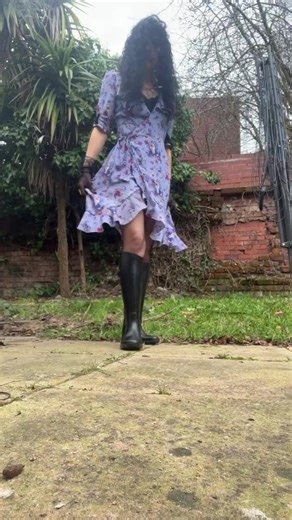 Stylish Outfit Ideas with Riding Boots