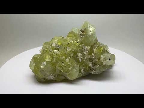 Druse of Datolite Crystals with Apophyllite 3