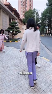 These slimming shark leggings are a must-have for this winter! | Flag Ship Clothes