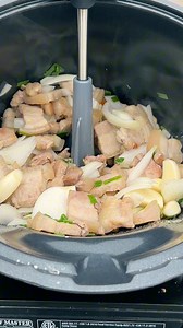 Making some Samgyeopsal aka grilled pork belly 삼겹살 at the beach this time 🤤🤤#koreanfood #food #korean #foodie #foodporn #korea #kimchi #mukbang #foodstagram #tteokbokki #instafood #kpop #foodphotography #koreanbbq #asianfood #koreanstyle #yummy #makanankorea #asmr #koreanfoodlover #bts #foodlover #delicious #mukbangasmr #foodblogger #kfood #ramen #kdrama #koreanstreetfood #koreanfashion | Joyfoodlv