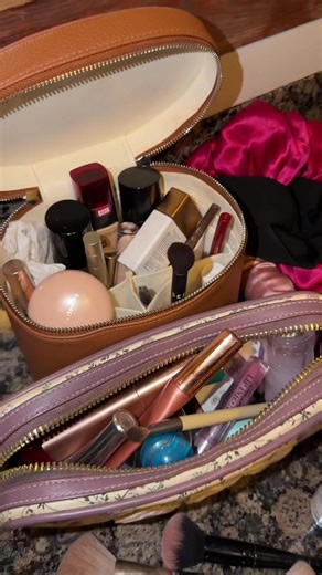 Whose bag would you raid? @aisley jett @ava jett ˖ . ݁𝜗𝜚. ݁₊ mine or Amelia’s?!? #makeup #makeuptok #makeupbag #vacations