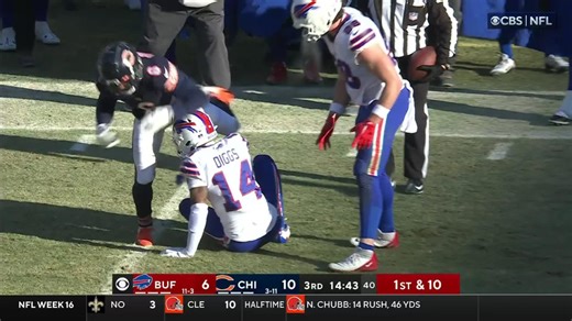 Stefon Diggs' first catch of game goes for 15-yard gain in third quarter