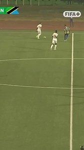 📹: Voici le but #congolais🇨🇬 inscrit hier par Moussavou Dechan🇨🇬 face à la Tanzanie🇹🇿 Le résumé avec les deux buts de ce match des éliminatoires du mondial 2026 est disponible sur notre compte Tiktok via ce lien: https://www.tiktok.com/@diablesrougesducongof4ev/video/7546913096640597254?_r=1&_t=ZM-8zUwjlvRM7M | Diables Rouges du Congo forever