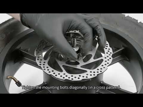Macfox Guide | M16 Rear Wheel Removal and Installation