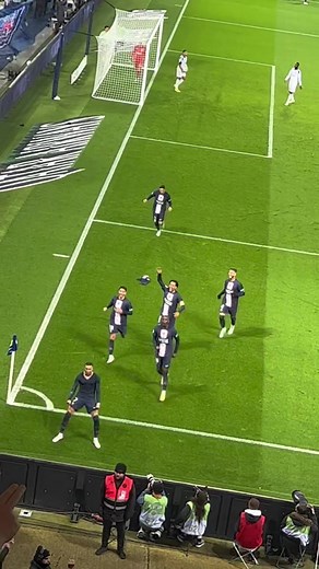 Exploring Kylian Mbappe's Skills at PSG