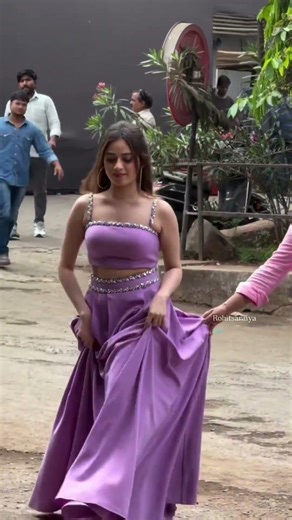 Stop Ignoring This Wild Jannat Zubair and Elvish Yadav Scene...💝🎉