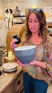 🍿 🧈 This collapsible popcorn container makes it easy to break out a cinematic snack without making a mess! #popcorn🍿 #lakelandfl #funfinds | Scout & Tag