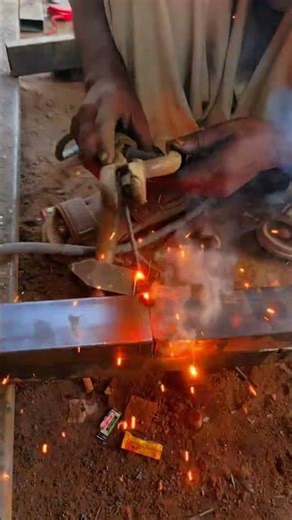 Joining two pipes with precision welding