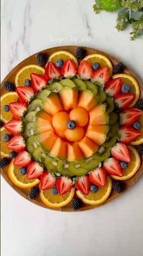 Colorful Fruit Platter Tutorial 🥝🍓 #shortvideo