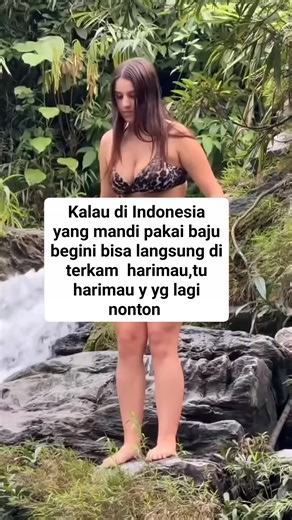 Ini Nuraini Yupi on Instagram: "Kalau di Indonesia pakai ketat dikit mata langsung terju tp orang barat biasa aja..terus yg GK bisa mehan hawa napsu itu siapa y"