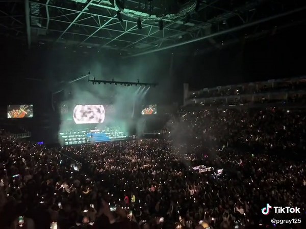 The #ibizaclassics #petetongtheheritageorchestrajulesbuckley at the #02