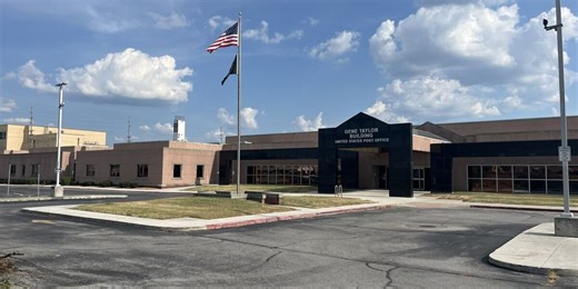 Springfield small business impacted by slow delivery from USPS