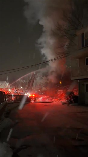 City of Manchester, NH Fire Department Battled A Barn Fire Overnight Several calls came in for a fire on Wellington Hill Road. Firefighters arrived and found the barn fire at 49 Heathrow Ave which is in the same area. Crews had heavy fire on arrival and were ordered to take defensive operations and not enter the structure due to collapse risk. Firefighters used ladder trucks with master streams to protect adjacent structures and knock down the barn fire. Video from Abigail | Manchester Informati