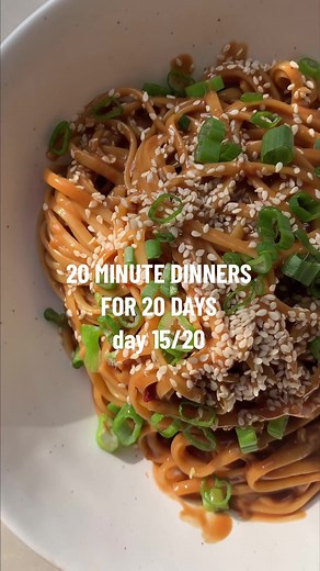 Spicy Peanut Noods will absolutely never get old. These might go down as one of my most fav & comforting things to make. Feel free to add veggies or protein of choice, or eat as is and I promise you will love this recipe!⬇️ Ingredients: 220 grams of noodles (I like to use linguini) but you can use brown noodles or rice noodles 2 tablespoons olive oil 1 tbsp sesame oil 1 tbsp rice wine vinegar 2 tbsp honey 1 heaping tbsp spicy chilli or sriracha (less if you don’t want the heat) 1/2 cup smooth pe